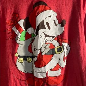 Disney Mickey Mouse Christmas Tee Red Size Large